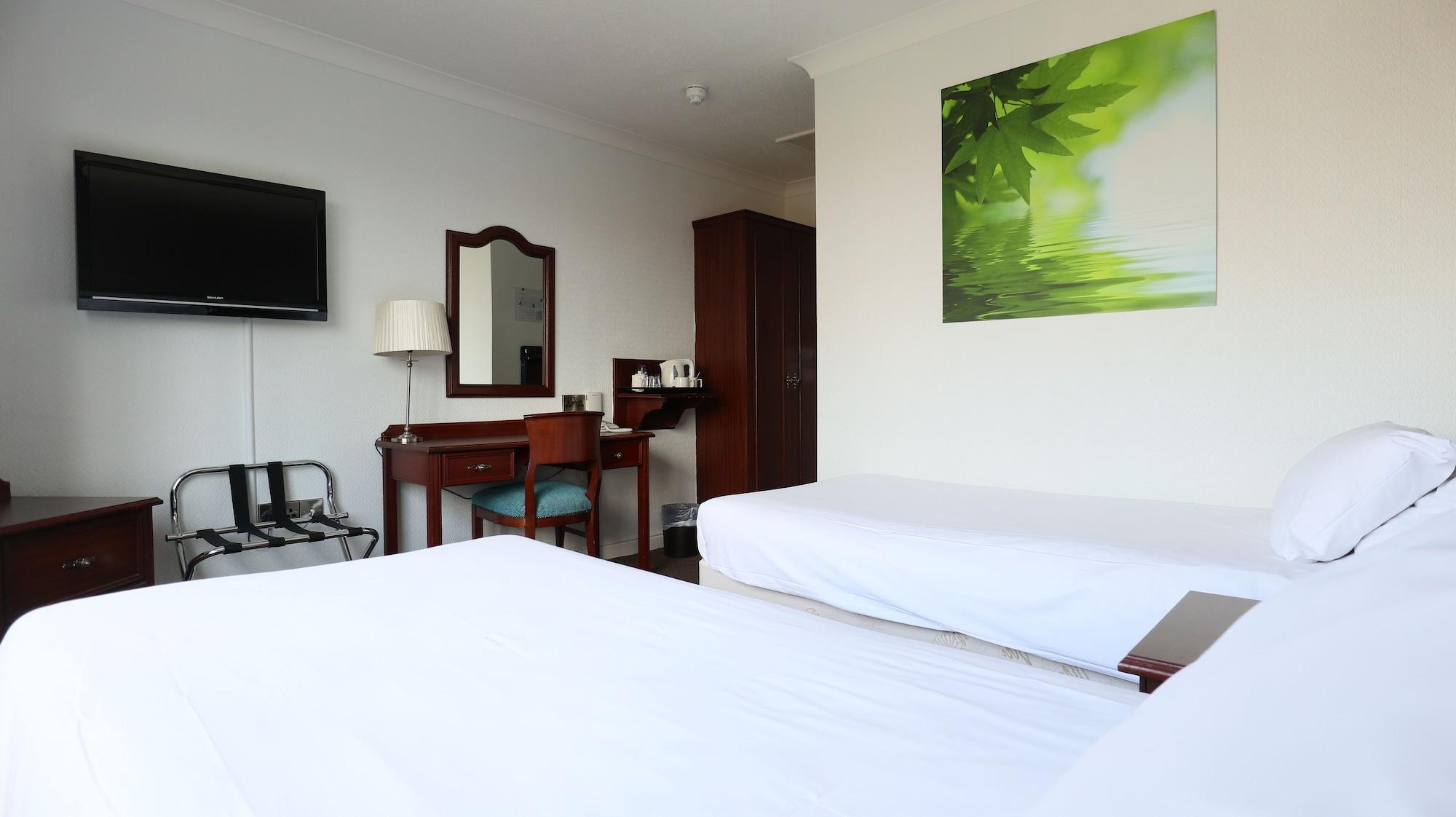 The Victoria Hotel Manchester By Compass Hospitality Oldham Bagian luar foto