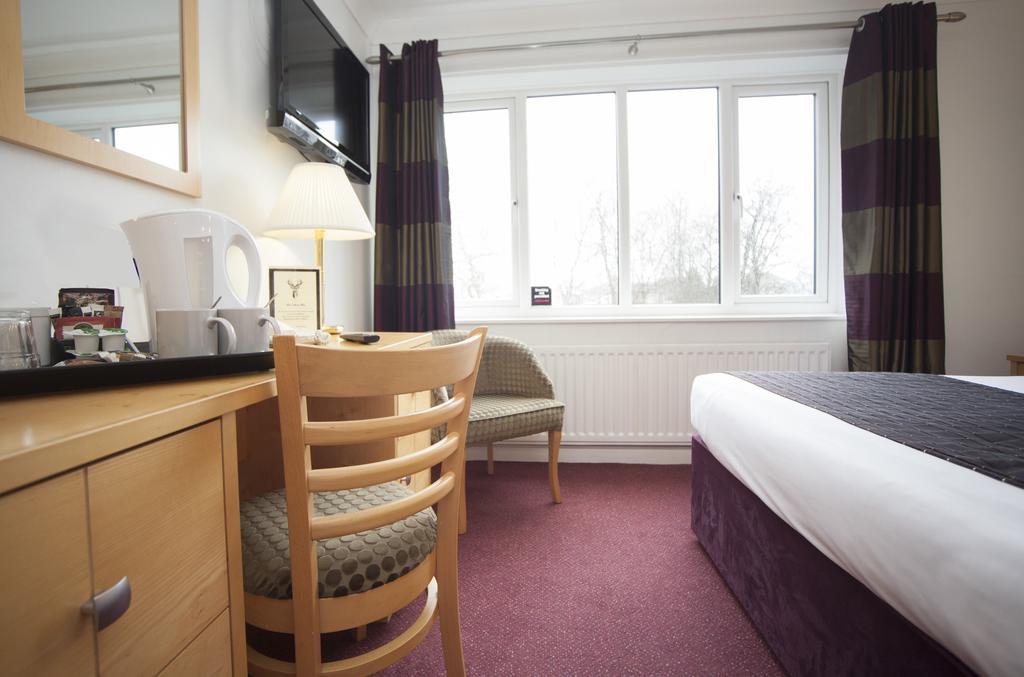 The Victoria Hotel Manchester By Compass Hospitality Oldham Bagian luar foto