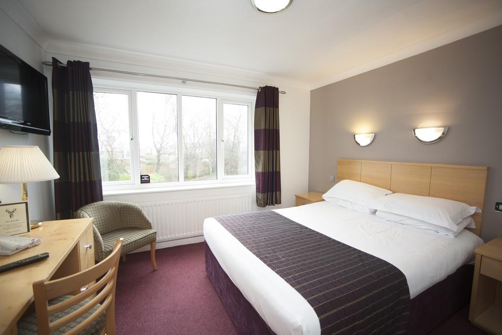 The Victoria Hotel Manchester By Compass Hospitality Oldham Bagian luar foto