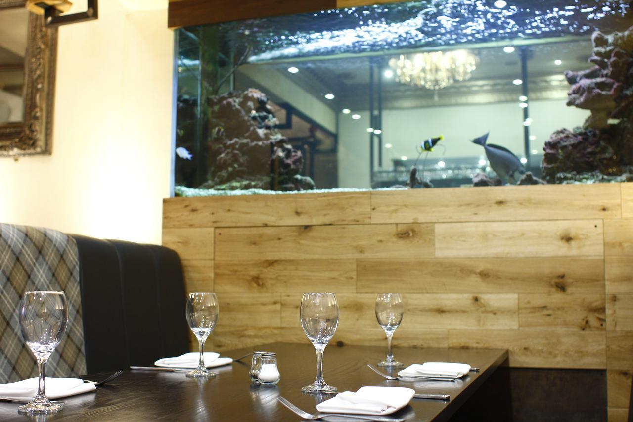 The Victoria Hotel Manchester By Compass Hospitality Oldham Bagian luar foto