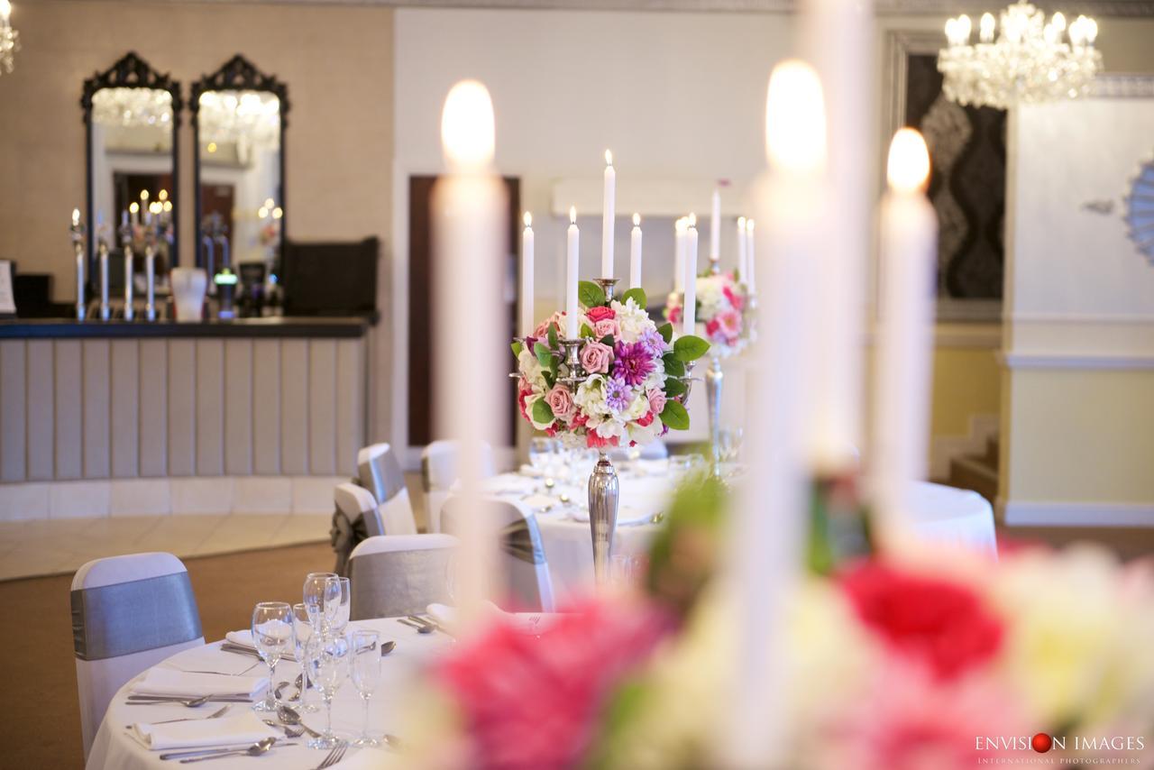 The Victoria Hotel Manchester By Compass Hospitality Oldham Bagian luar foto