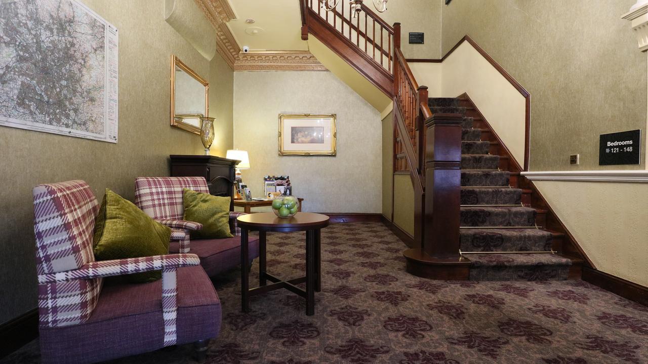 The Victoria Hotel Manchester By Compass Hospitality Oldham Bagian luar foto
